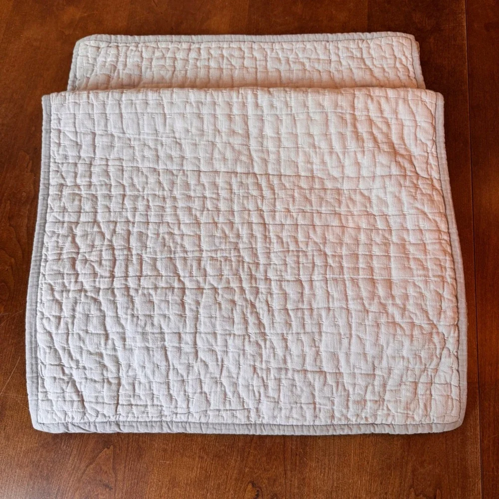 Pottery Barn Gray Linen 2 King Shams Pick Stitch‎ Hand Quilted